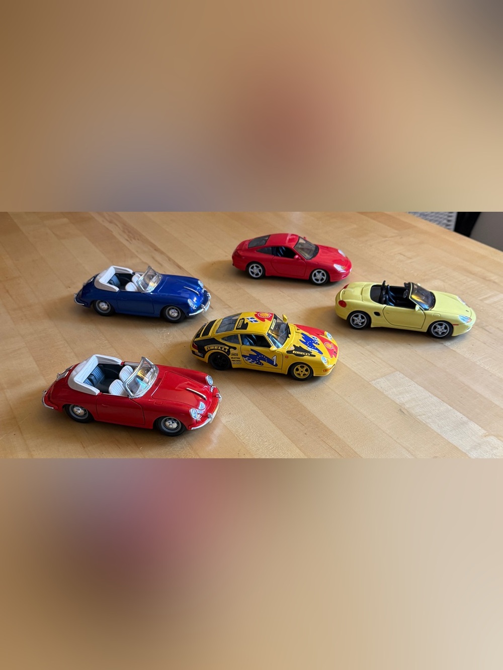 🏎️ Vintage Porsche Cars Lot of 5 1/24 Scale Burago Maisto Die Cast  *Estate Sale
